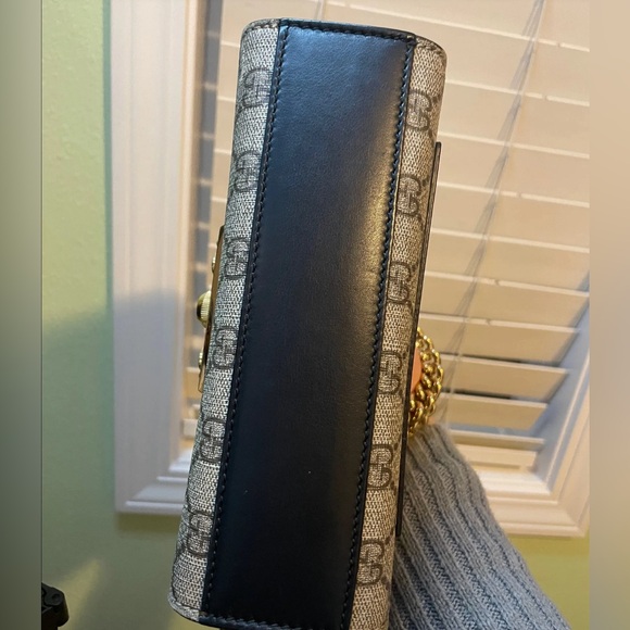 Gucci GG Supreme Monogram Small Padlock Black Bag $2250 - Picture 5 of 8